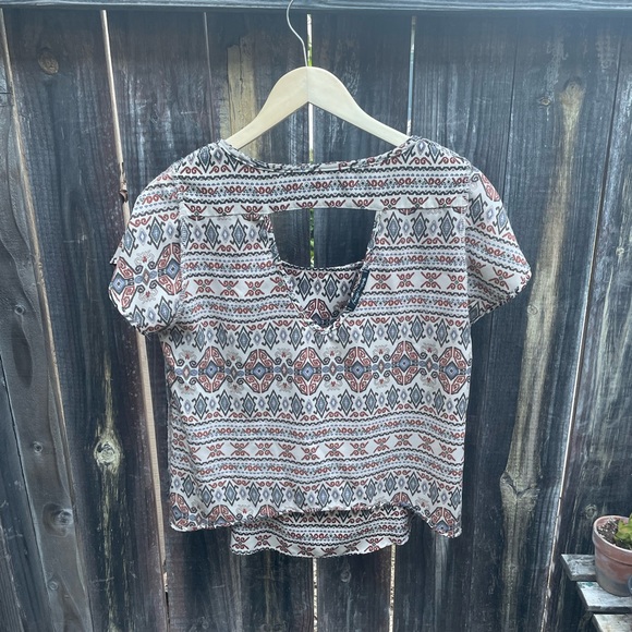 Foreign Exchange - Printed Blouse - Picture 9 of 10